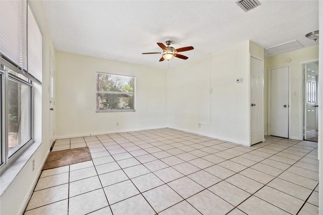 5225 PEACH AVENUE, Seffner, FL 33584
