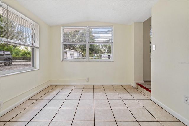 5225 PEACH AVENUE, Seffner, FL 33584