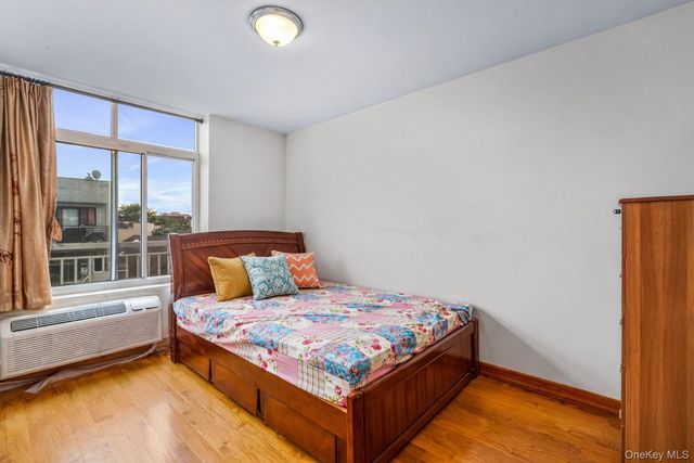 3717 111th Street 4F, Corona, NY 11368