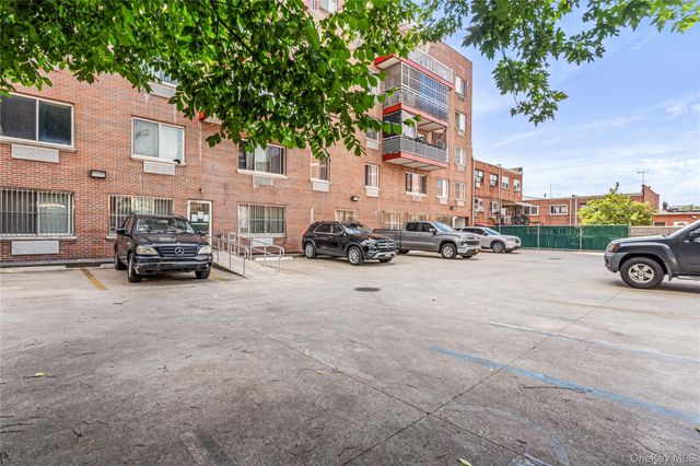 3717 111th Street 4F, Corona, NY 11368
