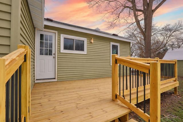39 Spruce Ridge Drive, Bay City, MI 48706