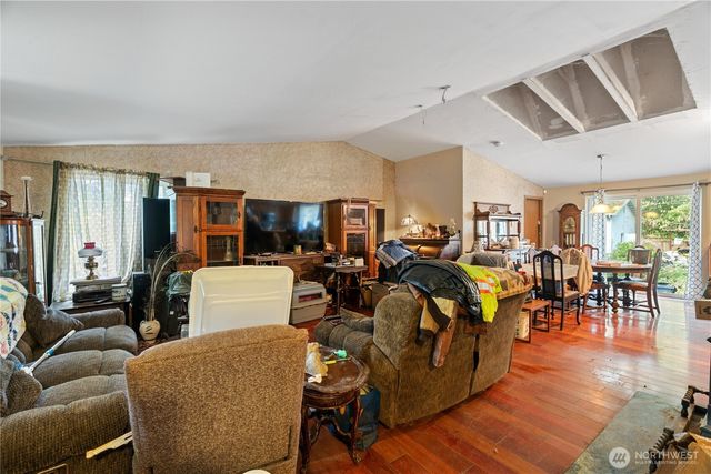 34716 30th Avenue S, Roy, WA 98580