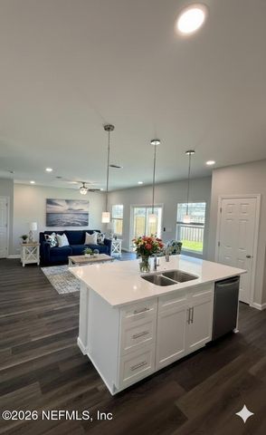 1224 JEWELSTONE Lane, Jacksonville, FL 32221