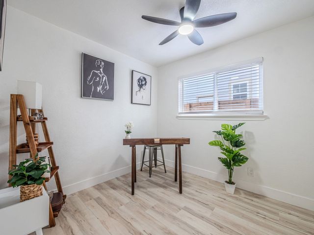 2306 Peppertree CT, Austin, TX 78744