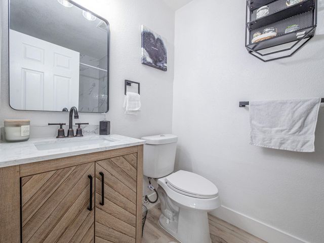 2306 Peppertree CT, Austin, TX 78744