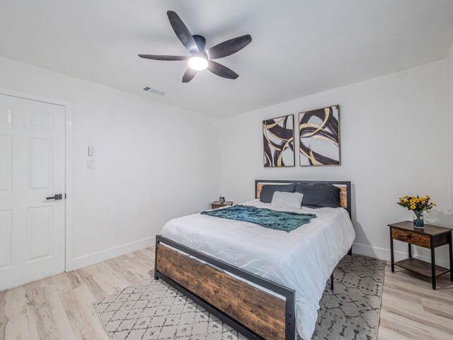 2306 Peppertree CT, Austin, TX 78744