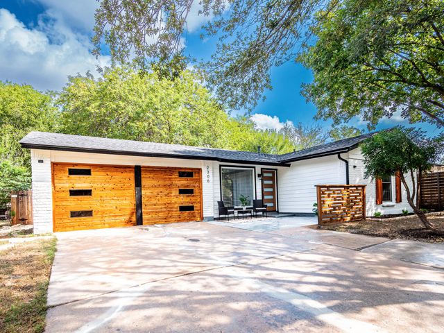 2306 Peppertree CT, Austin, TX 78744