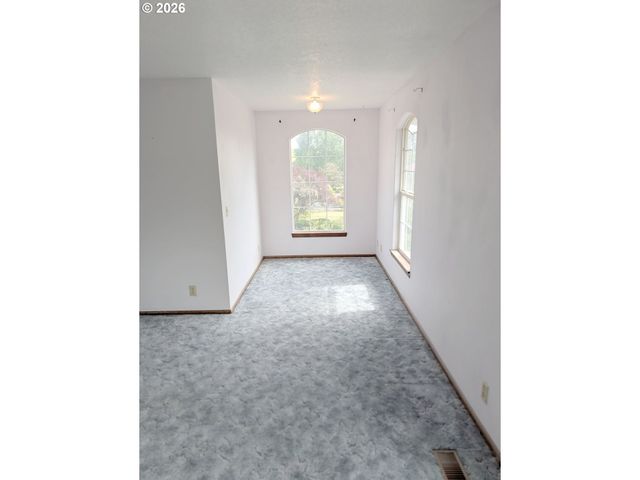 2753 HEATHER Way, Forest Grove, OR 97116