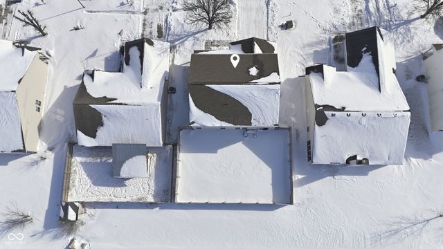 584 Springtree Lane, Avon, IN 46123