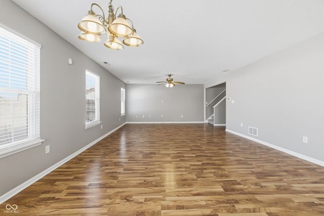 584 Springtree Lane, Avon, IN 46123