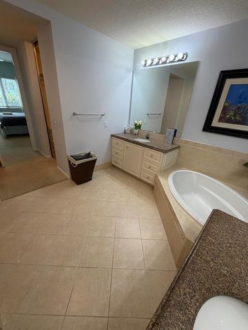 38 E Harbour Isle Dr Drive E 106, Fort Pierce, FL 34949