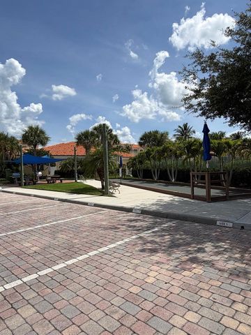 38 E Harbour Isle Dr Drive E 106, Fort Pierce, FL 34949