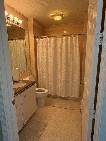 38 E Harbour Isle Dr Drive E 106, Fort Pierce, FL 34949