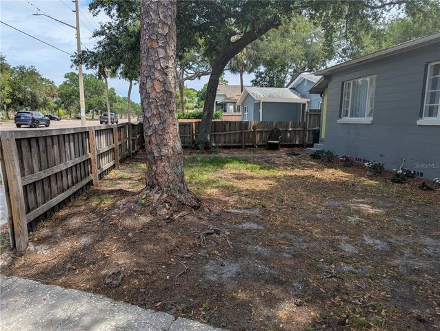 3834 DR MARTIN LUTHER KING JR STREET S, St Petersburg, FL 33705