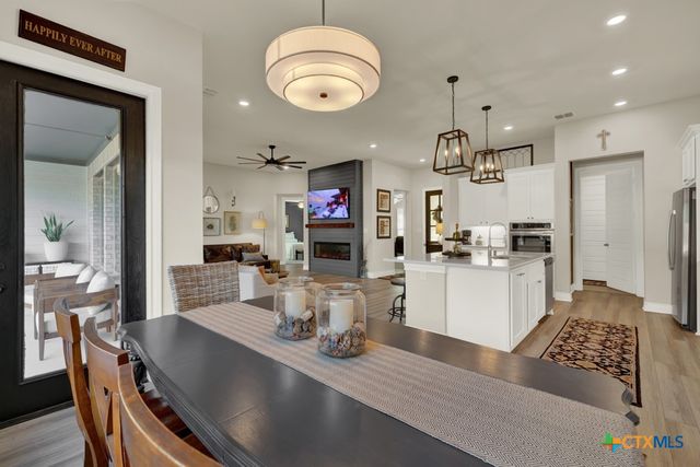 1730 Bella Vista, Canyon Lake, TX 78133