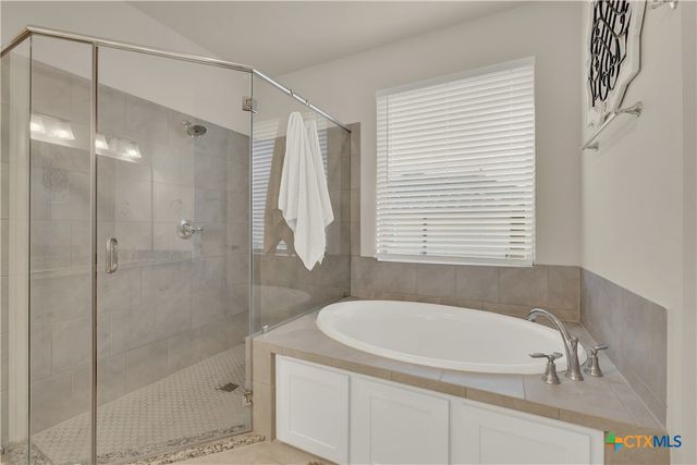 1730 Bella Vista, Canyon Lake, TX 78133