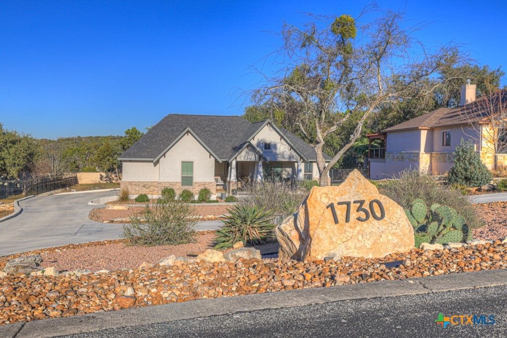 1730 Bella Vista, Canyon Lake, TX 78133
