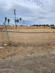 119 Pondera St Vic Division, Lancaster, CA 93536