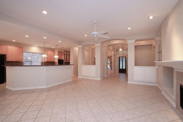 17222 Leeside Drive, Tomball, TX 77377