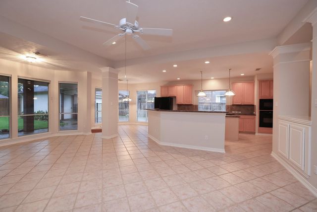 17222 Leeside Drive, Tomball, TX 77377
