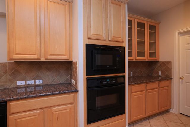 17222 Leeside Drive, Tomball, TX 77377