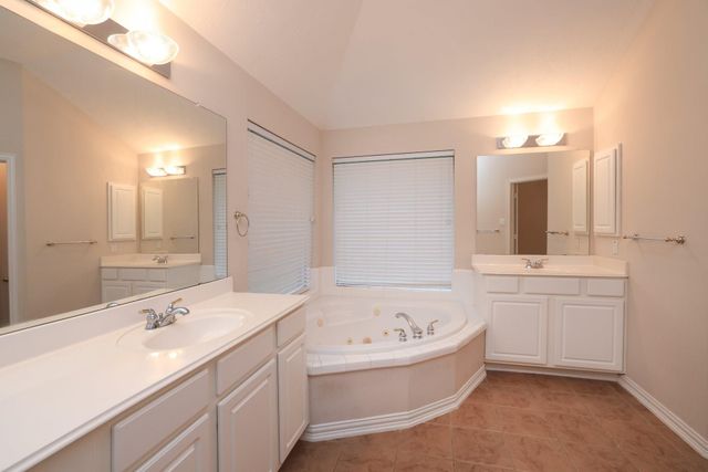 17222 Leeside Drive, Tomball, TX 77377