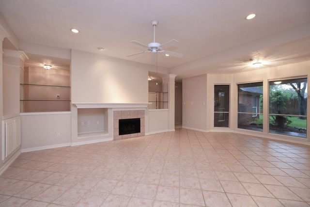 17222 Leeside Drive, Tomball, TX 77377