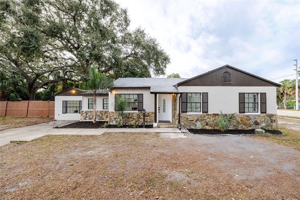 3546 BOCA CIEGA DRIVE N, St Petersburg, FL 33710