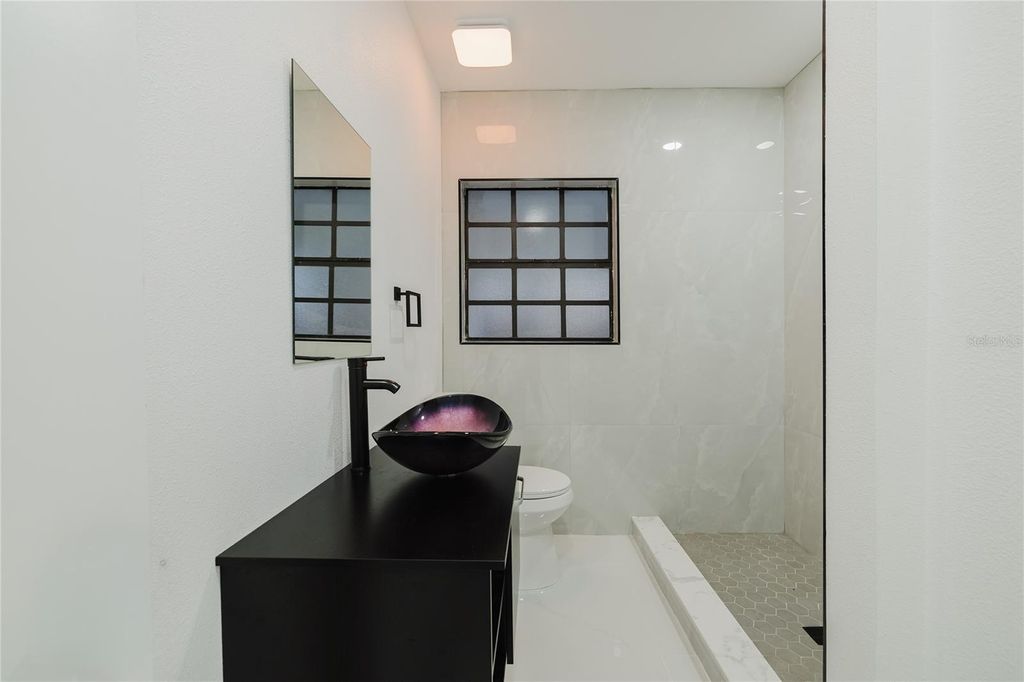 Image 29 of property listing at 3546 BOCA CIEGA DRIVE N, St Petersburg, FL 33710