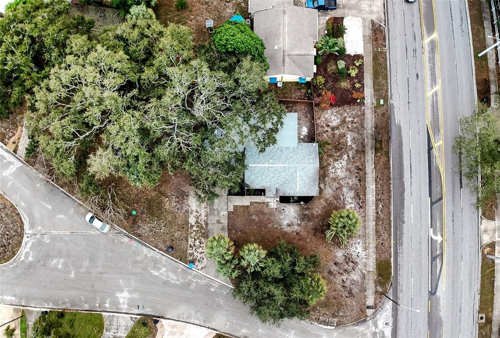 Image 42 of property listing at 3546 BOCA CIEGA DRIVE N, St Petersburg, FL 33710