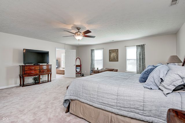 3176 S Parker Lane, New Palestine, IN 46163