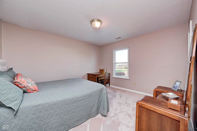 3176 S Parker Lane, New Palestine, IN 46163