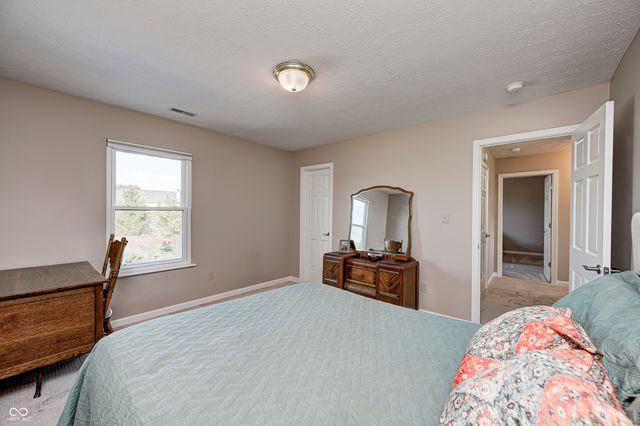 3176 S Parker Lane, New Palestine, IN 46163