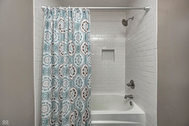 3176 S Parker Lane, New Palestine, IN 46163