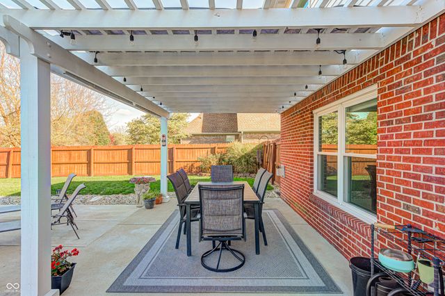 3176 S Parker Lane, New Palestine, IN 46163