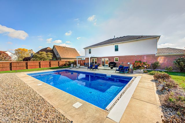 3176 S Parker Lane, New Palestine, IN 46163