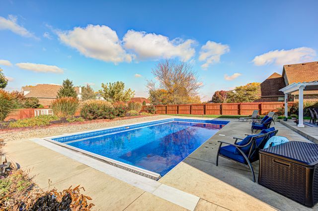 3176 S Parker Lane, New Palestine, IN 46163