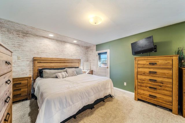 127 Hein AVENUE, Plymouth, WI 53073