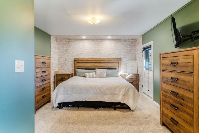 127 Hein AVENUE, Plymouth, WI 53073