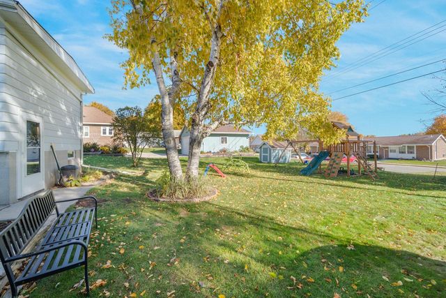 127 Hein AVENUE, Plymouth, WI 53073