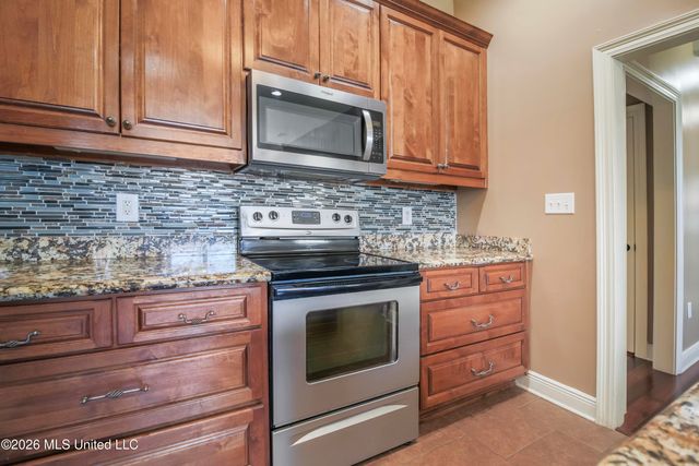 8308 Clamshell Avenue, Ocean Springs, MS 39564