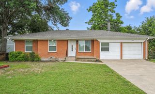 302 Young Drive, Allen, TX 75002