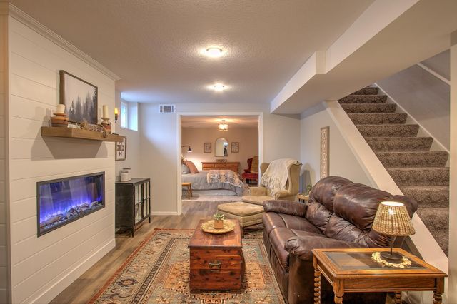 7768 Carole Drive, Circle Pines, MN 55014