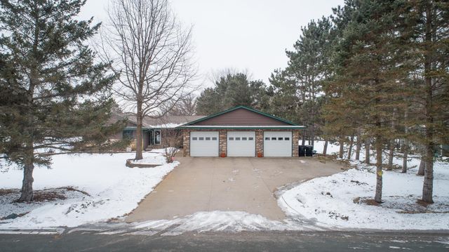 7768 Carole Drive, Circle Pines, MN 55014