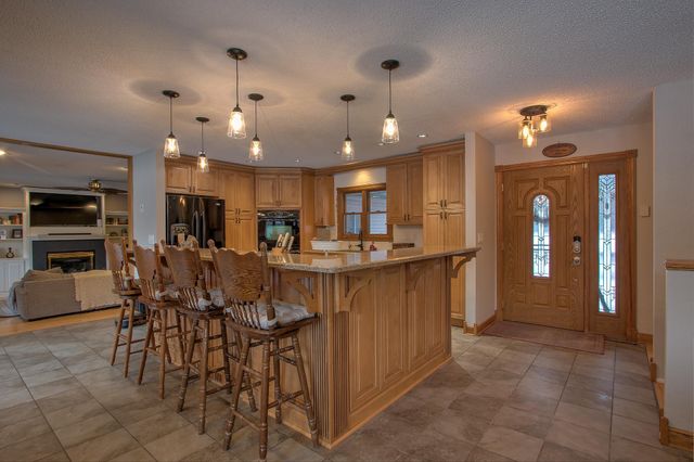 7768 Carole Drive, Circle Pines, MN 55014