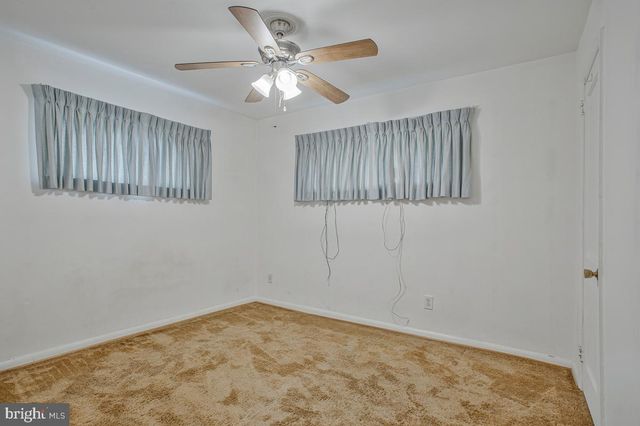 8104 RIGGS RD, Hyattsville, MD 20783