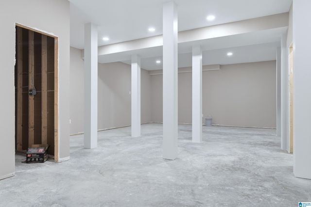 1018 FAIRFIELD LANE, Birmingham, AL 35242