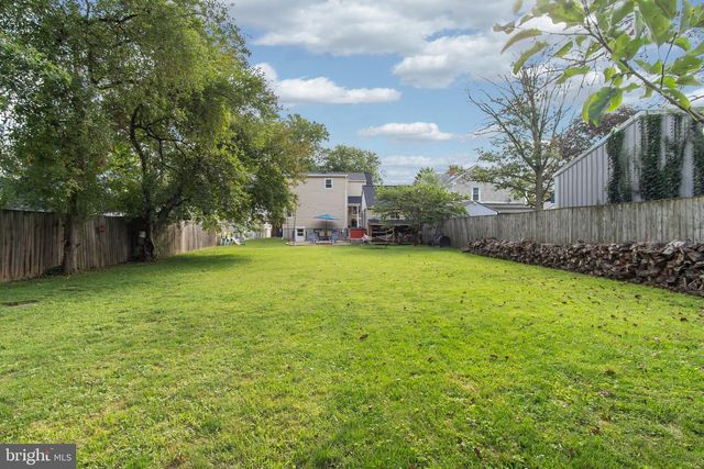11008 COFFMAN AVE, Hagerstown, MD 21740