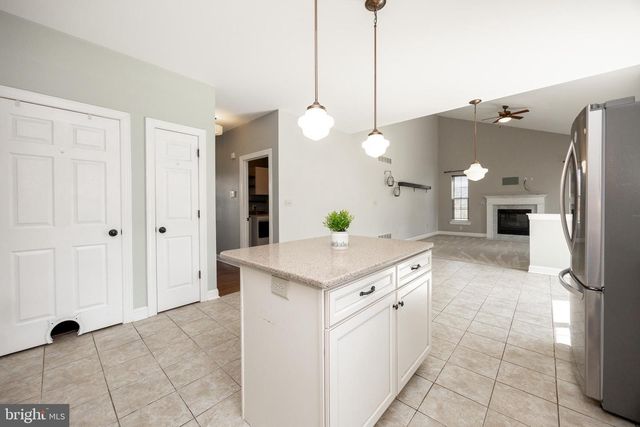 1 WINSLOW DR, Phoenixville, PA 19460