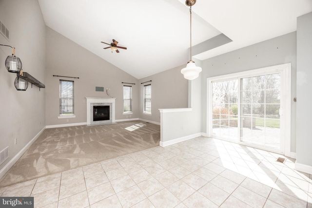1 WINSLOW DR, Phoenixville, PA 19460